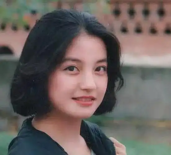 赵薇珍贵的少女照片