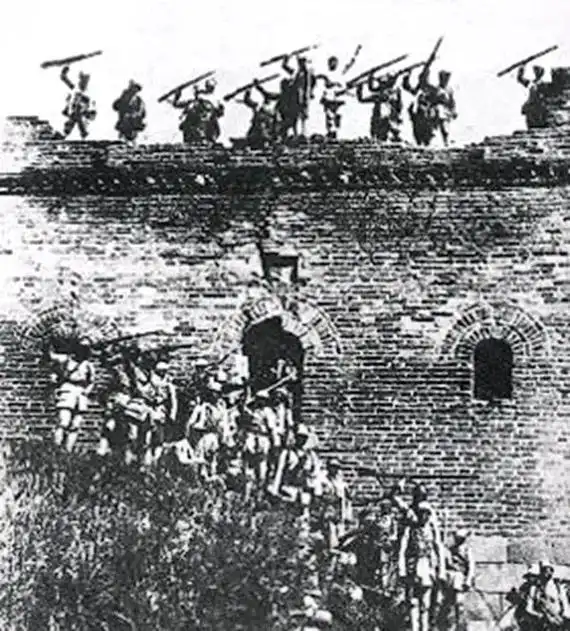 百团大战.抗日战争知名战役7:百团大战,是抗日战争时期,八路 - 抖音