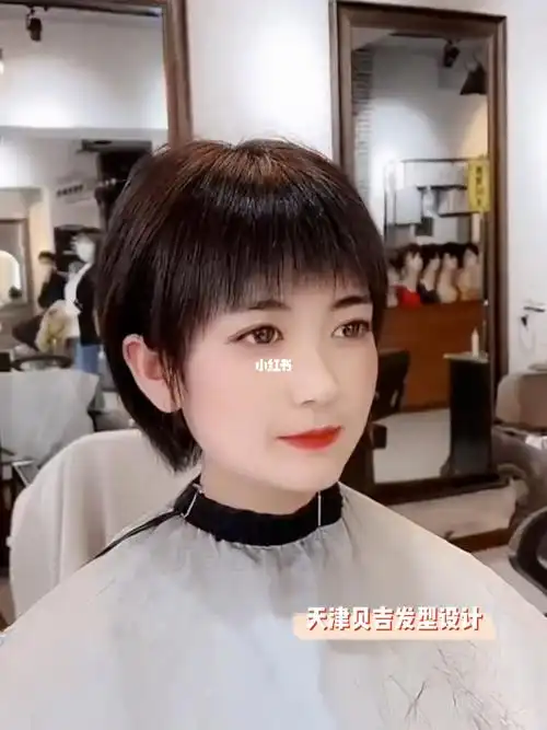 韩系女生短发免打理显瘦减龄适合圆脸方脸