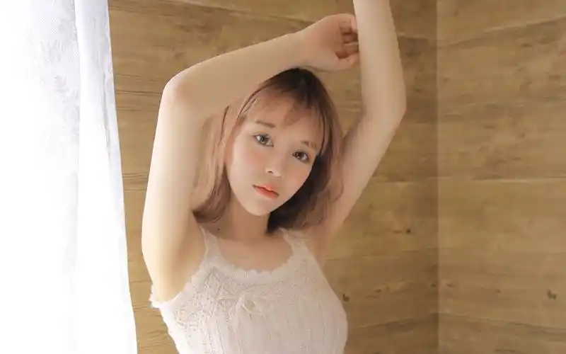 唯美可爱美女图片桌面壁纸高清大图预览1920x1200_美女壁纸下载_美桌