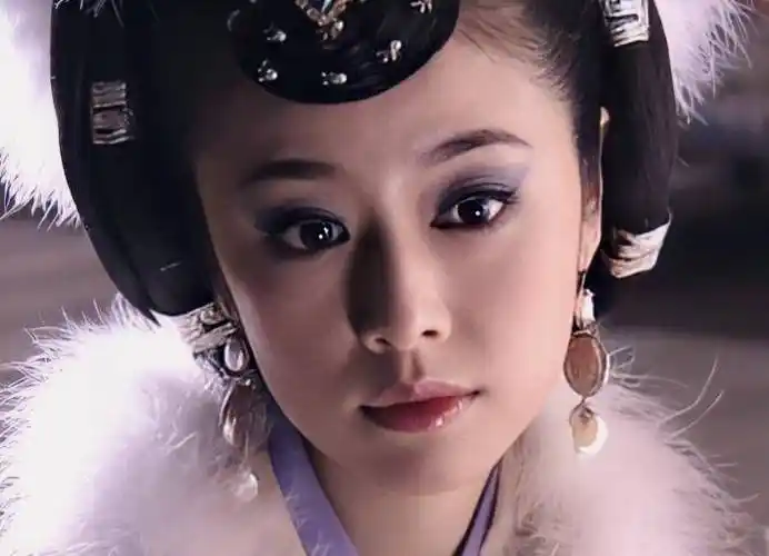 最经典的4版"苏妲己",前几位全靠妆容,而她却"媚"到骨子里_林心如