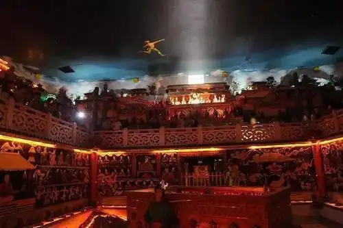 秦始皇陵到底埋了多少水银?仔细看山顶上的石榴树,就明白有多狠