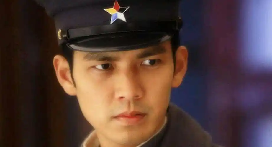 钟汉良低调,儒雅,努力,应该算是实力派演员_小哇_工作狂_明星