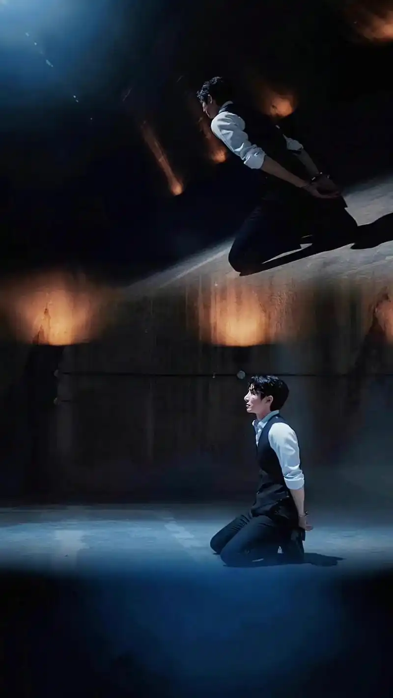 李洙赫西装下跪高清图#李洙赫 #李洙赫正装下跪 #李洙赫从小 - 抖音