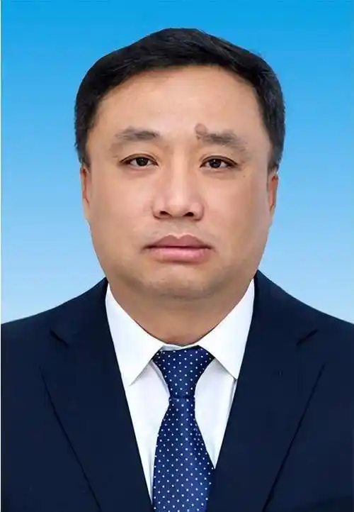 桂贞副县长,党组成员:汪志刚副县长,党组成员:冯晓勇党组成员:邵朱军