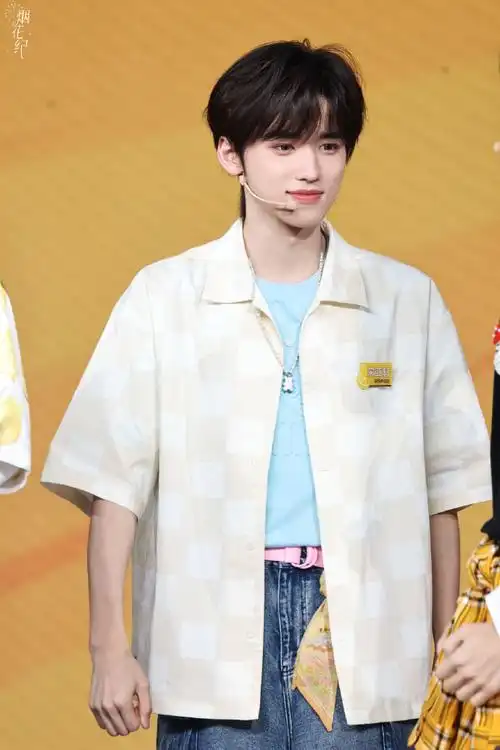 宋亚轩康师傅冰红茶品牌代言人##不分大小 玩个痛快##不管几岁快乐