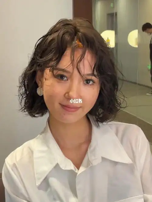 懒人烫发中短发烫发适合大部分女生
