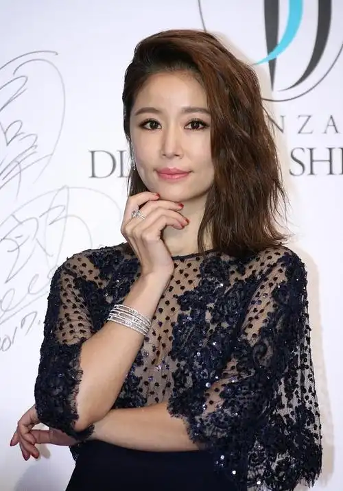 林心如近照曝光,面部却有变化,网友:难道整容了