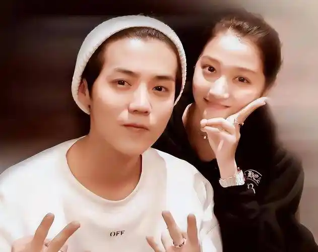 被传分手7个月,高调为陈赫庆生的鹿晗,戳穿和关晓彤的真实处境