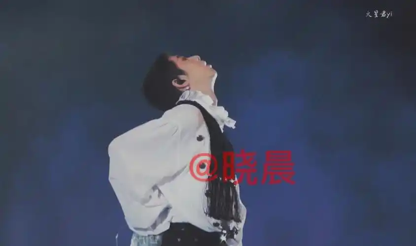 今日壁纸分享华晨宇