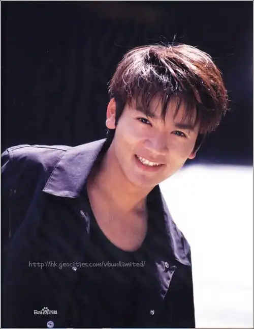 迪迦奥特曼人间体真角大古的演员叫长野博 长野博资