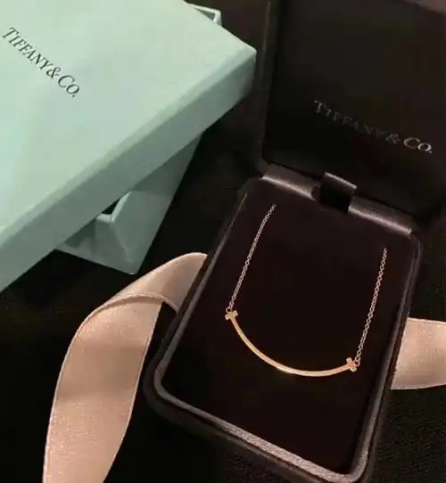 tiffanyco经典笑脸项链