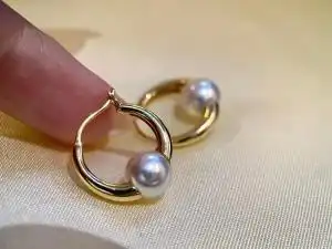 18k金akoya海水珍珠耳环白色简洁耳圈复古法式耳钉卡地亚欧美风