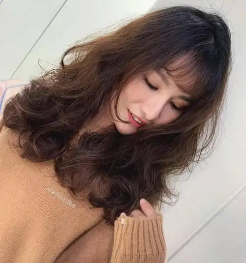 发型欣赏30款女神中长款烫发