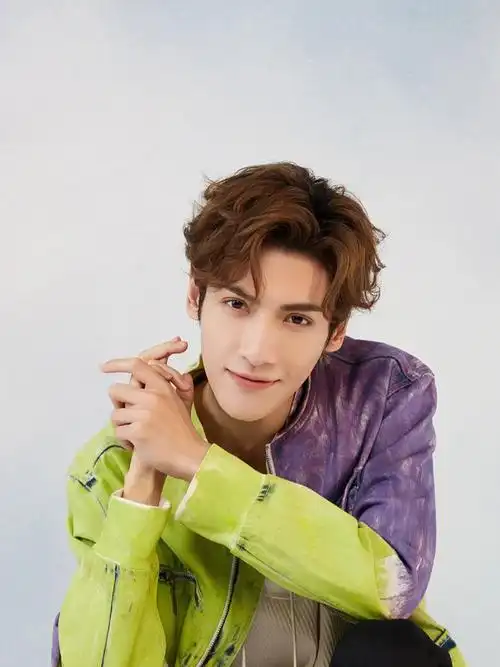 罗云熙34岁生日写真你们能get到吗