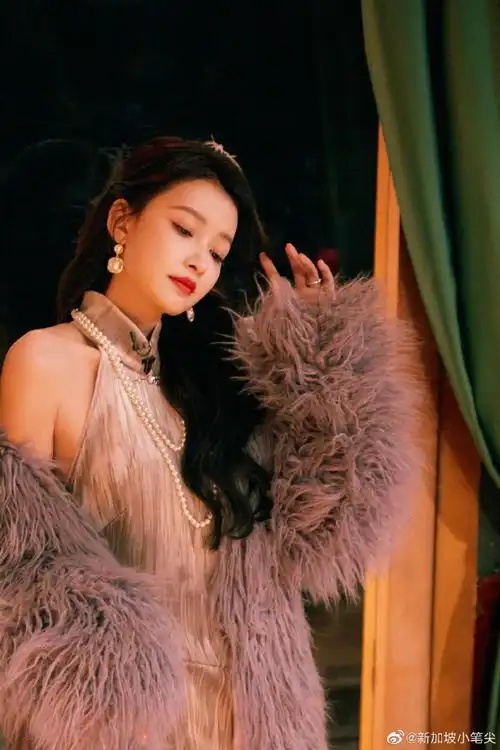 孙怡这波抗辩稳住了##孙怡大侦探紫色旗袍造型