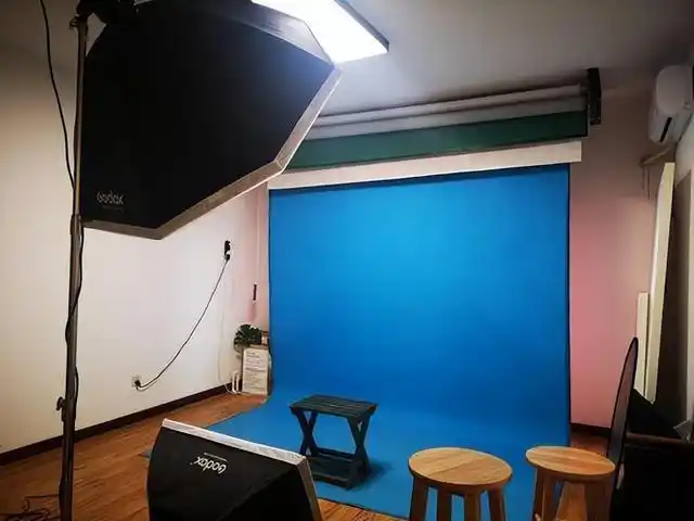 15年独生子因爆炸案牺牲,47岁母亲4次试管诞龙凤胎,含泪拍全家福