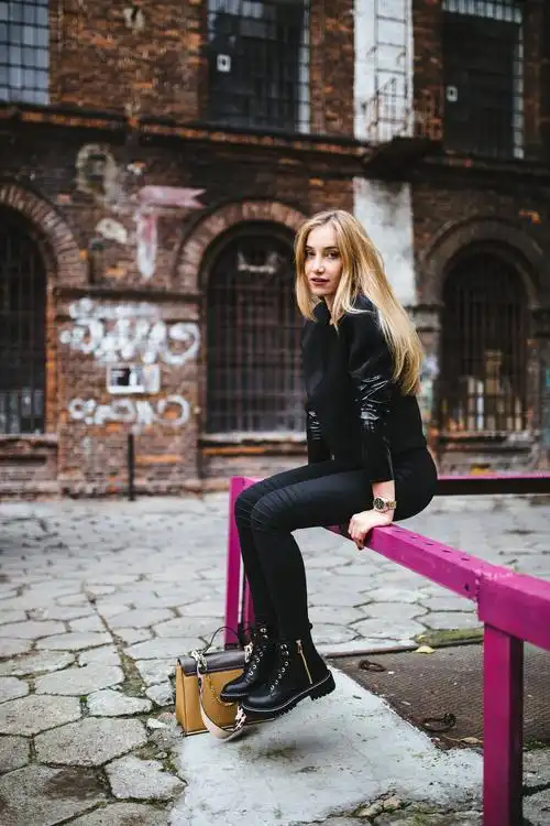 美女的摆拍图片美女时尚摆拍