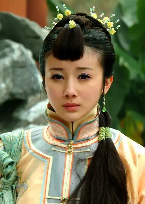 p>孙菲菲,1981年2月21日出生于陕西省西安市,中国内地女演员,毕业于