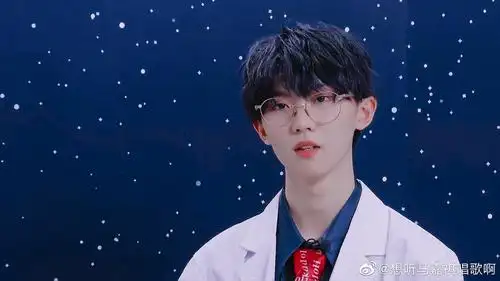 带你走进什么是快乐星球原唱时代少年团c位队长马嘉祺小朋友五年之后