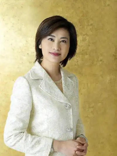 吴小莉:结婚八年,我仍然喜欢谈恋爱