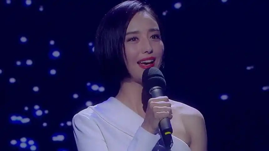 快乐大本营20181110期:佟丽娅"脑"力全开!