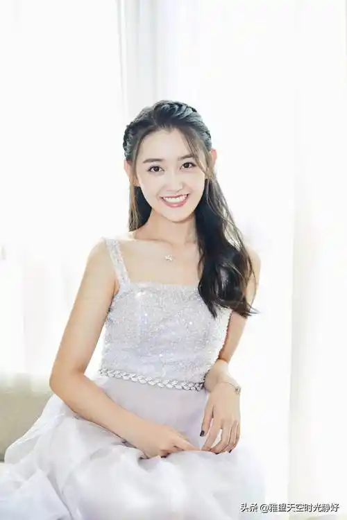 十位颜值与演技并存的"00后"新生代实力女演员,你最喜欢谁_演艺圈_蒋