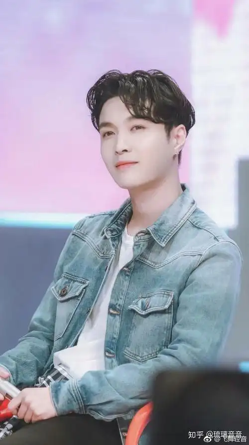 张艺兴有哪些让人惊艳的生图?