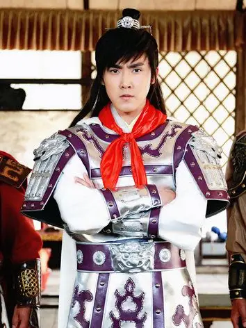 张睿版"罗通"英武俊朗[保存到相册]张睿《隋唐英雄3》饰演霸气"罗通"