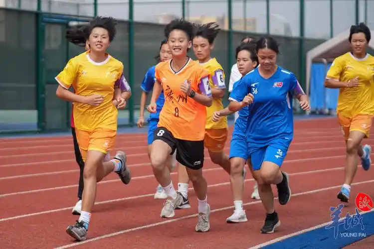 广州市教育局:保证小学生每天睡眠10小时_体质_体育_方案