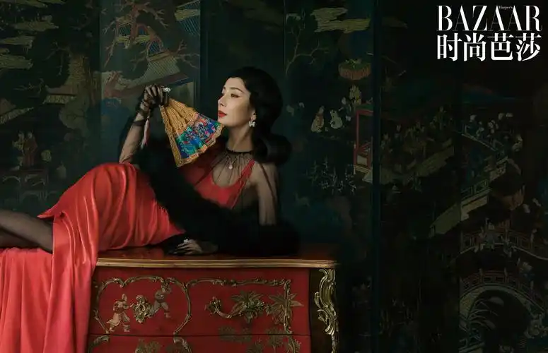 杨幂,赵丽颖,倪妮领衔85花开年刷封之旅,谁是你最爱的封面女神