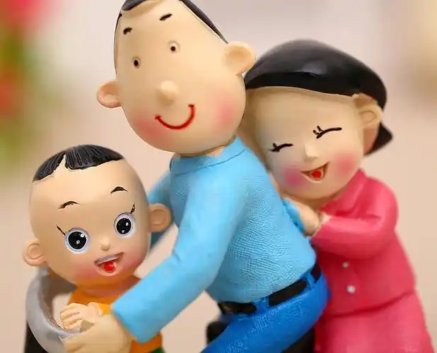 乳白色湖蓝色小红帽一家四口蒜头兔一对高9厘米百年好合一家四口小美