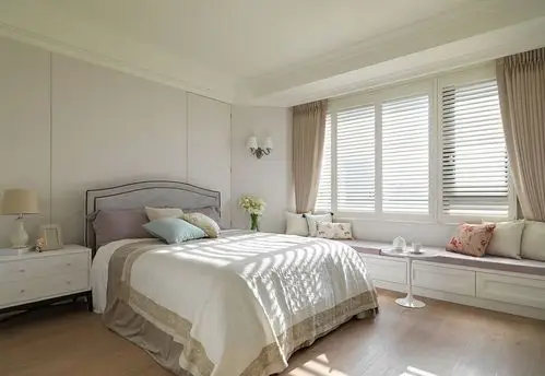 阳光洋溢温暖舒适的幸福温馨美宅