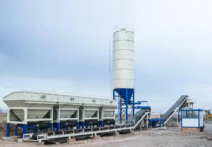 600吨水稳二次拌和厂拌机器设备在布置上选用了组成,可动迁式构造,能
