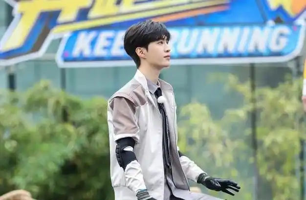 幸亏蔡徐坤换成了范丞丞,要不然《跑男》首播怕是要翻车了|李晨|杨颖