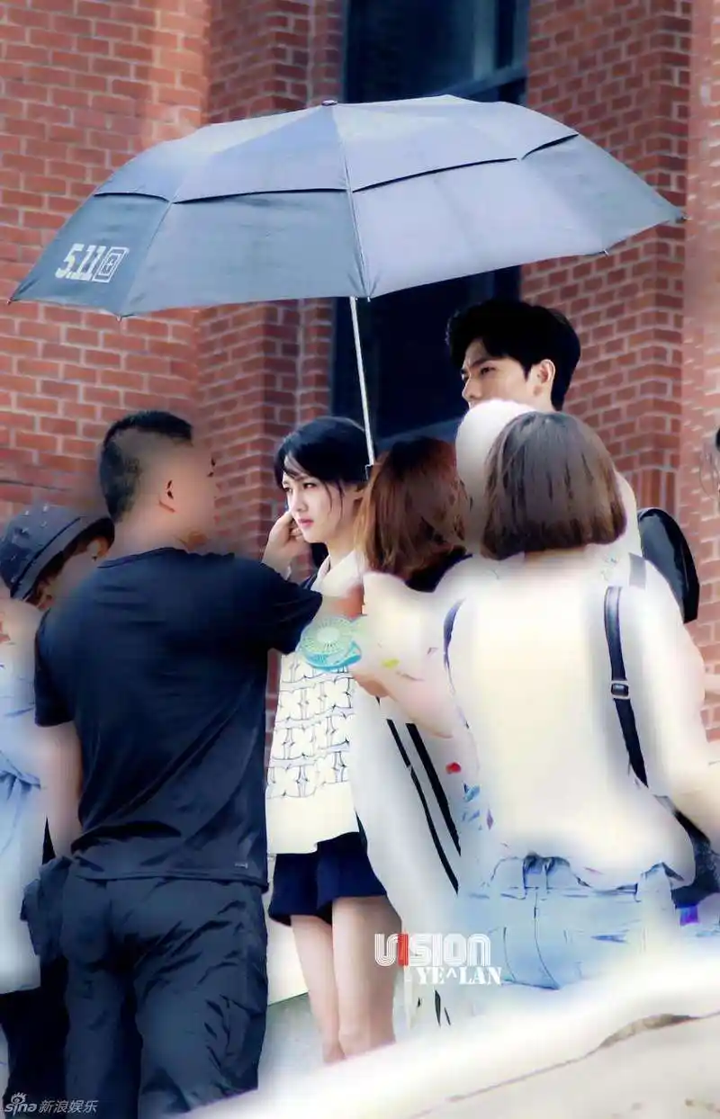 郑爽杨洋又合体了?杨洋变"霸道医生",有望破《微微》收视率!