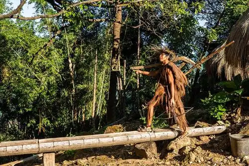 (一)云南临沧市沧源县,翁丁佤族原始部落,是一个从原始社会走出来的"