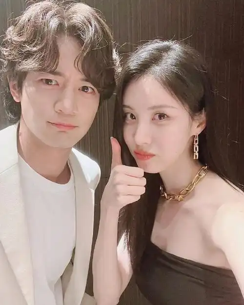 fabulous#【图片】220805 徐贤ins更新珉豪相关合照2p【和在少时15