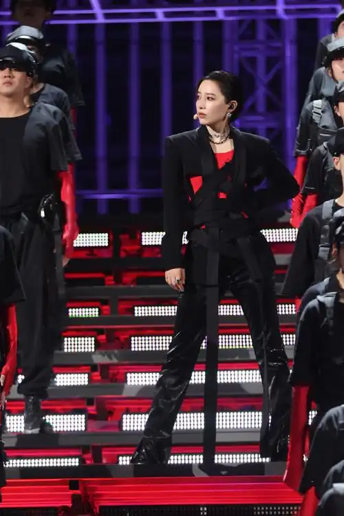 乘风破浪李斯丹妮rap好炸啊!#李斯丹妮rap好炸