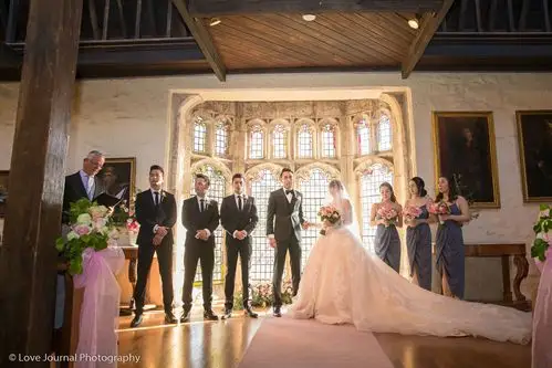 石毛头的婚礼中西合璧