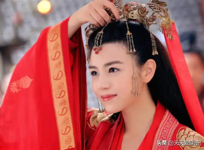 五个"小龙女"新娘装扮,刘亦菲仙,陈妍希时尚,范文芳最惊人!