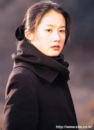 p>沈银河,1972年9月23日出生于韩国京畿道金浦市,韩国女演员.