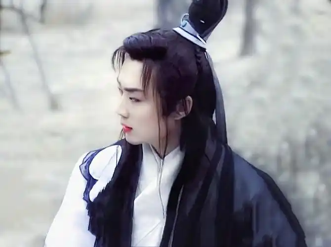 《金蚕丝雨》傅玉书,欣赏一下行走的三观粉碎机,恨不起来的反派