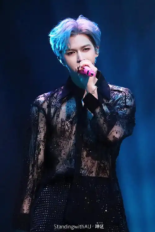 朱正廷自由之境个人演唱会