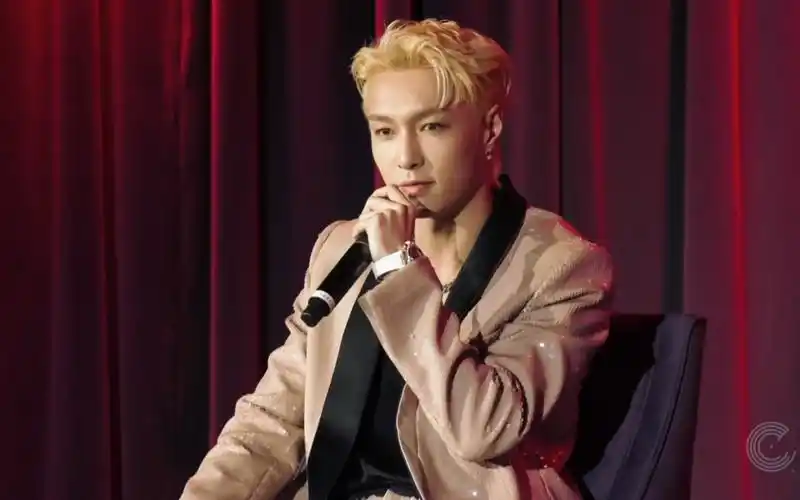 很喜欢张艺兴金发