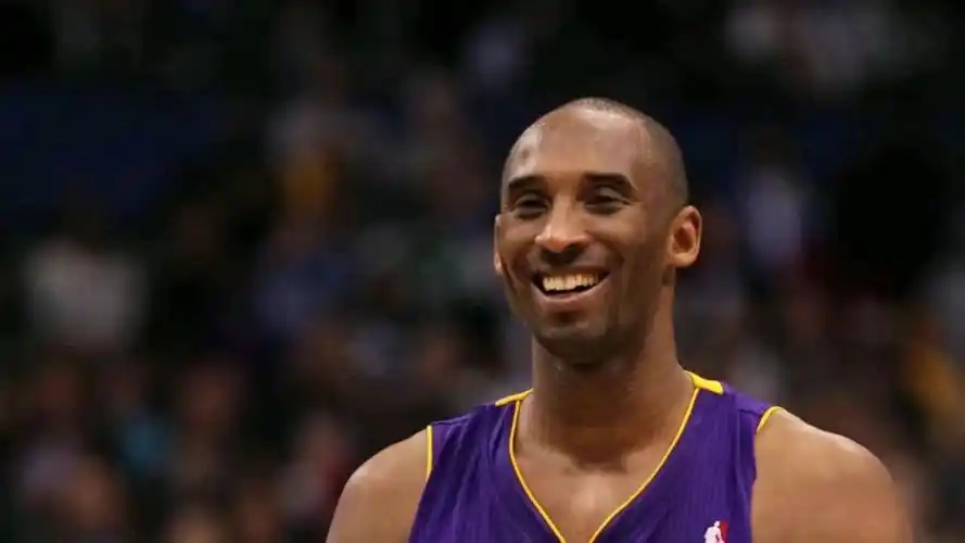 科比治愈笑容,科比治愈笑容图片_大山谷图库