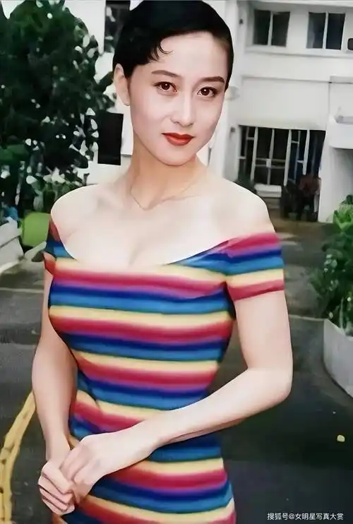 利智这逆天的身材,难怪把李连杰迷得神魂颠倒_品质_外表_成为了