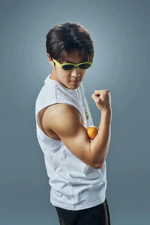 电影天马流星开机##马伯骞有点新肌在身上