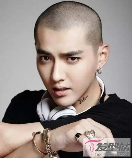娱乐圈男神剪光头雅痞范_发型站_最新流行发型设计发型图片与美发造型