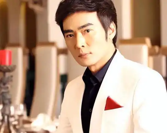 焦恩俊:曾经有多红,如今就有多凉的"男神"